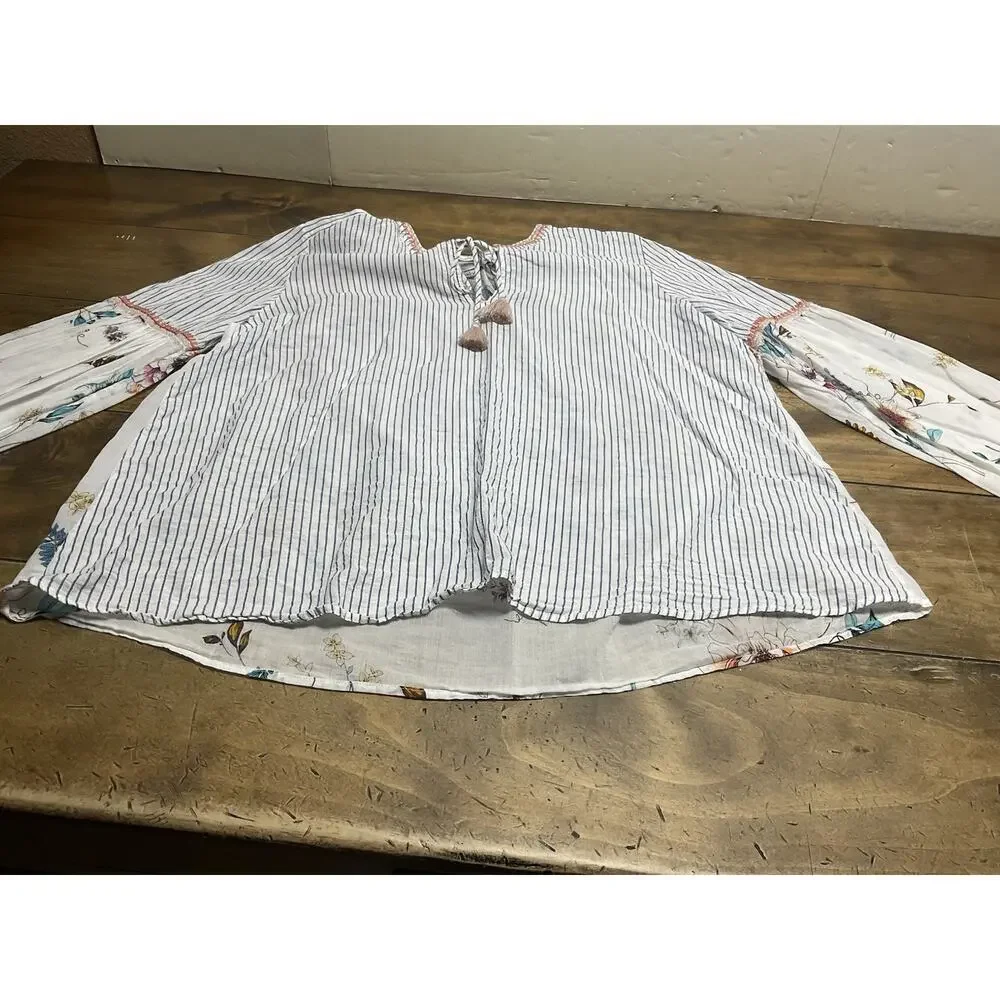 Johnny Was Workshop Effortless Peasant Top Puff Floral Tassel Size Small